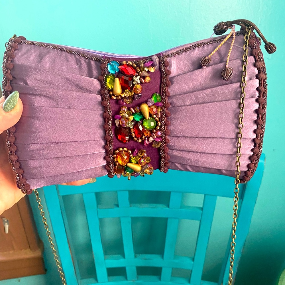 Beautiful Mary Frances purse.